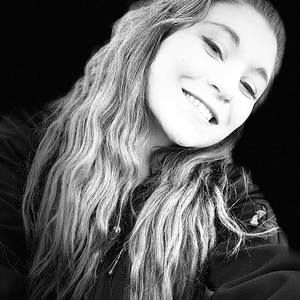 Meet your Posher, Rebekah